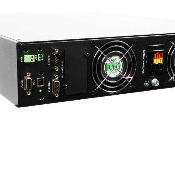 Разъемы и вентилятор на SKAT-UPS 10 000 RACK